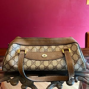 Vintage Gucci Accessory handbag